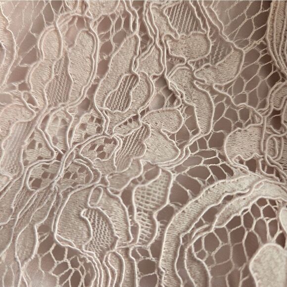 Bardot Lisa Lace Dress NWOT - Picture 6 of 9
